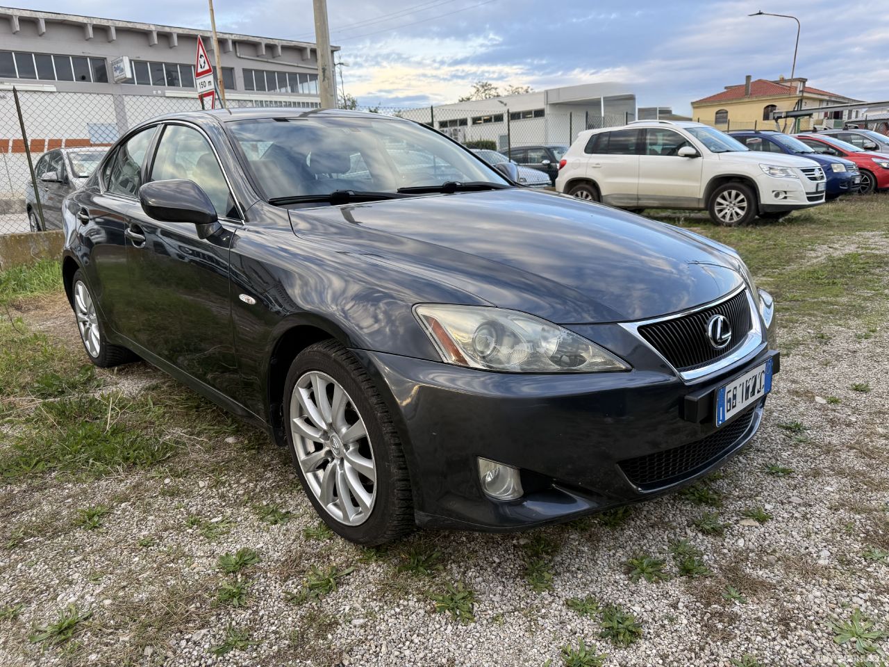 Lexus IS 220 | 2