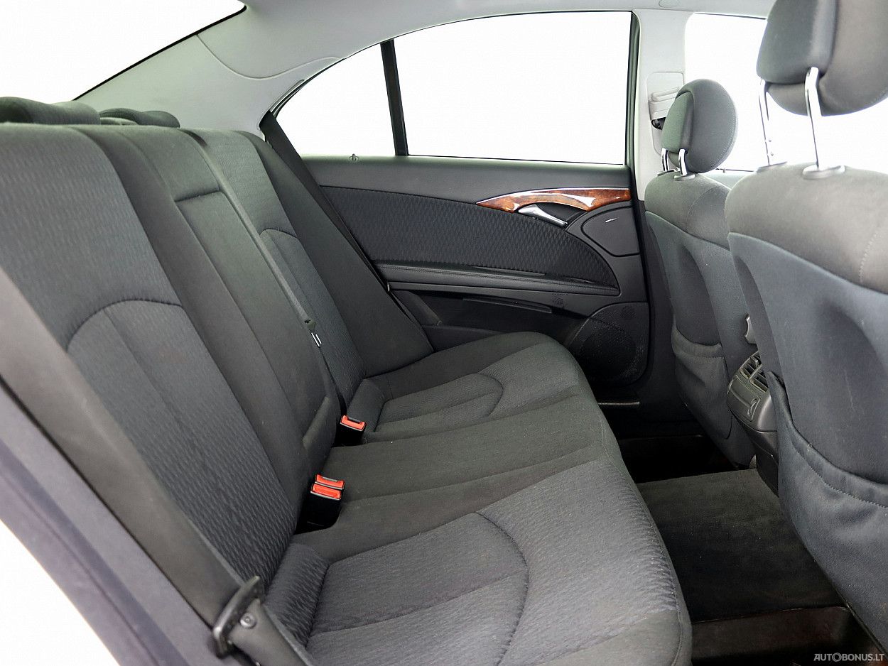 Mercedes-Benz E220 | 6