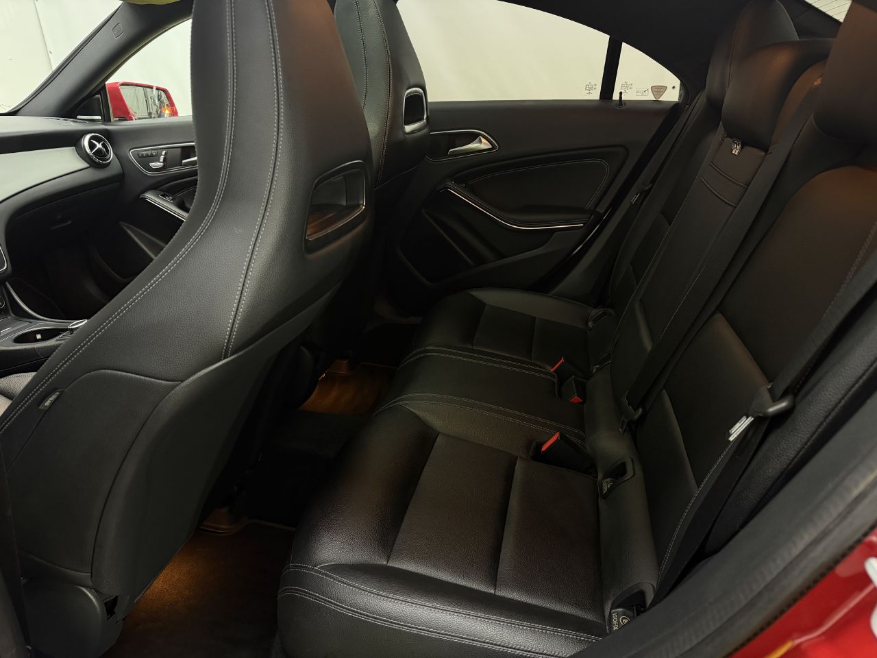 Mercedes-Benz CLA250 | 10