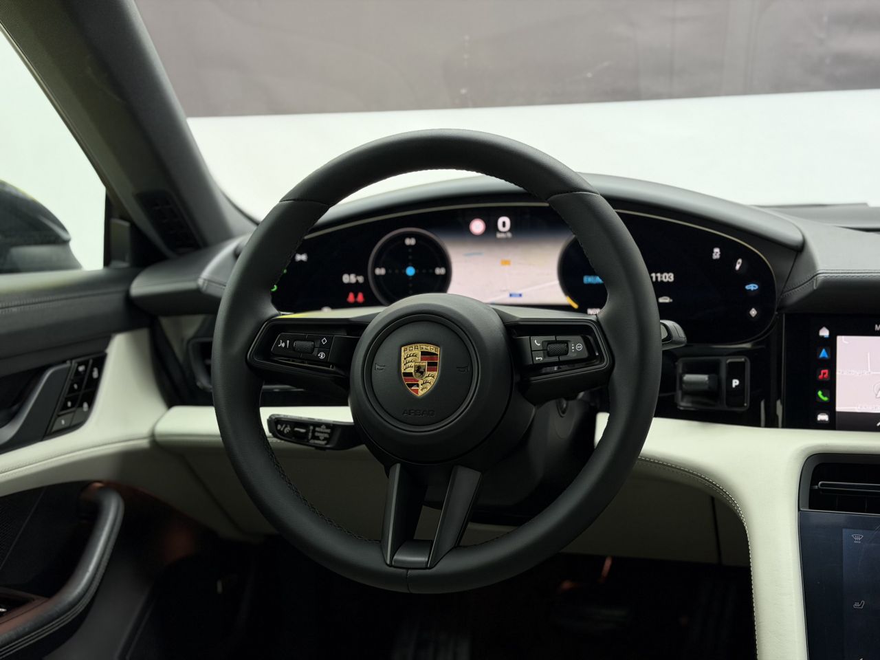 Porsche Taycan | 15