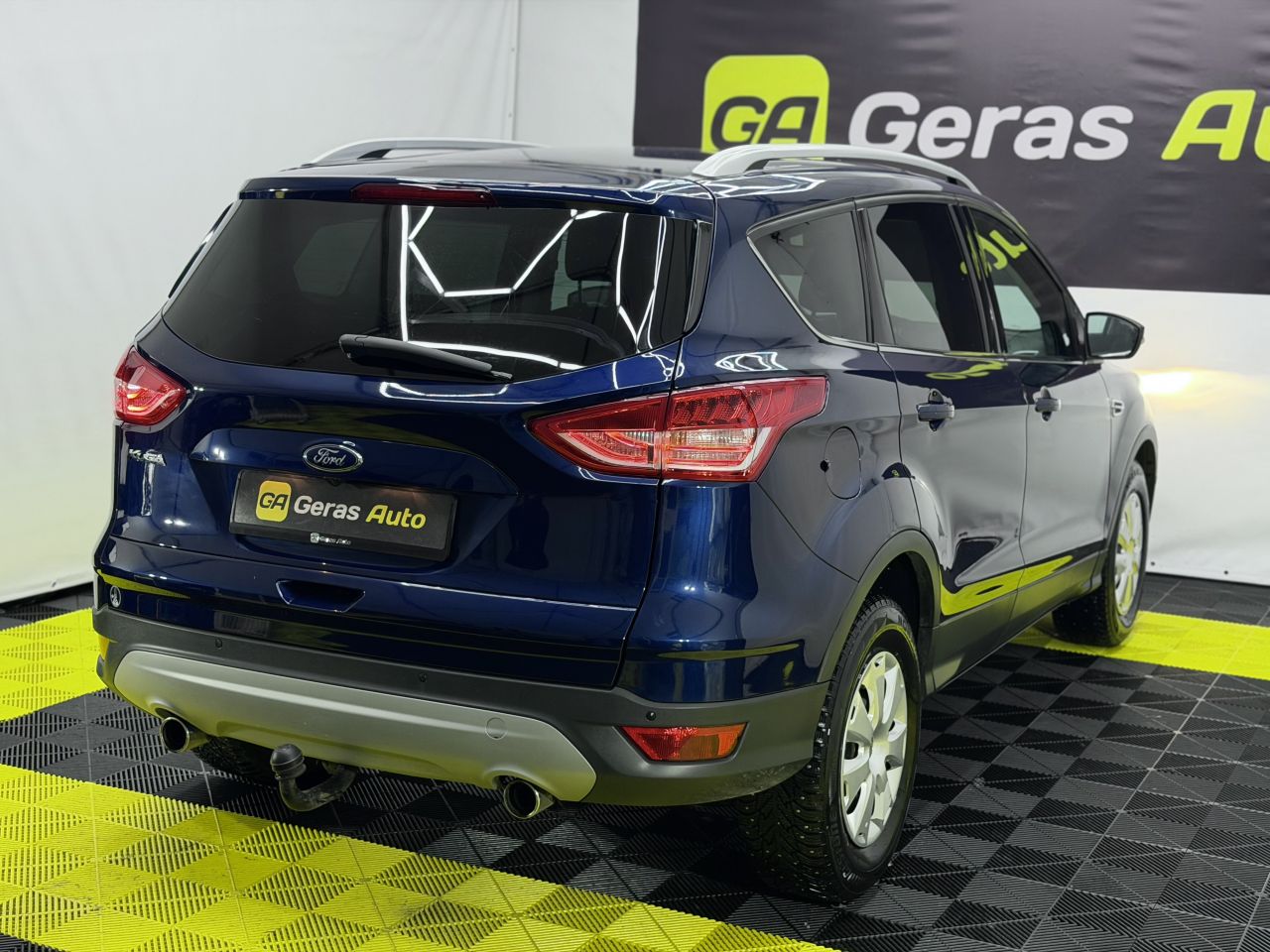 Ford Kuga | 3