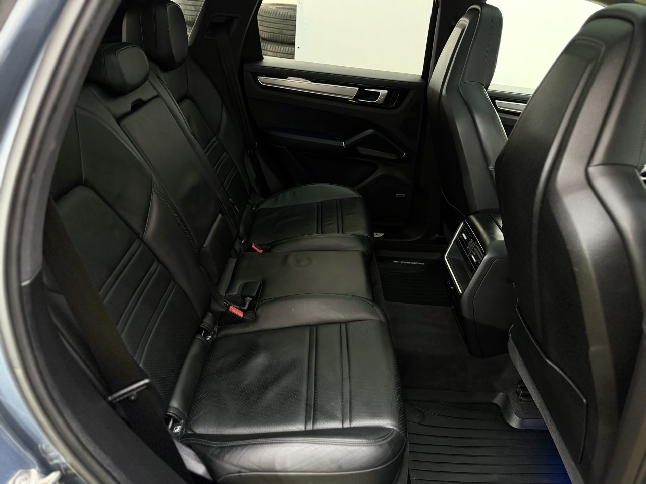 Porsche Cayenne | 12