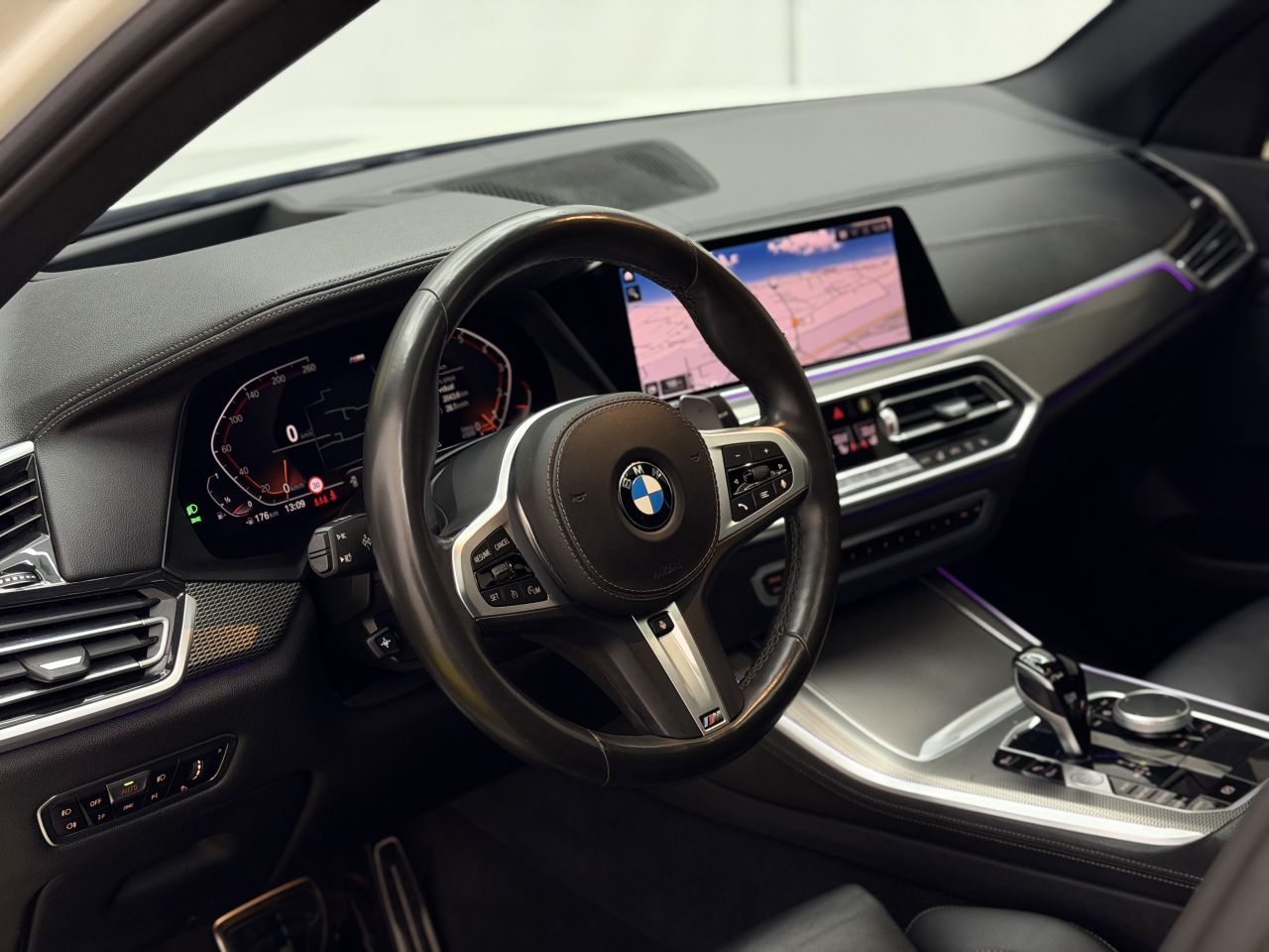 BMW X5 | 8