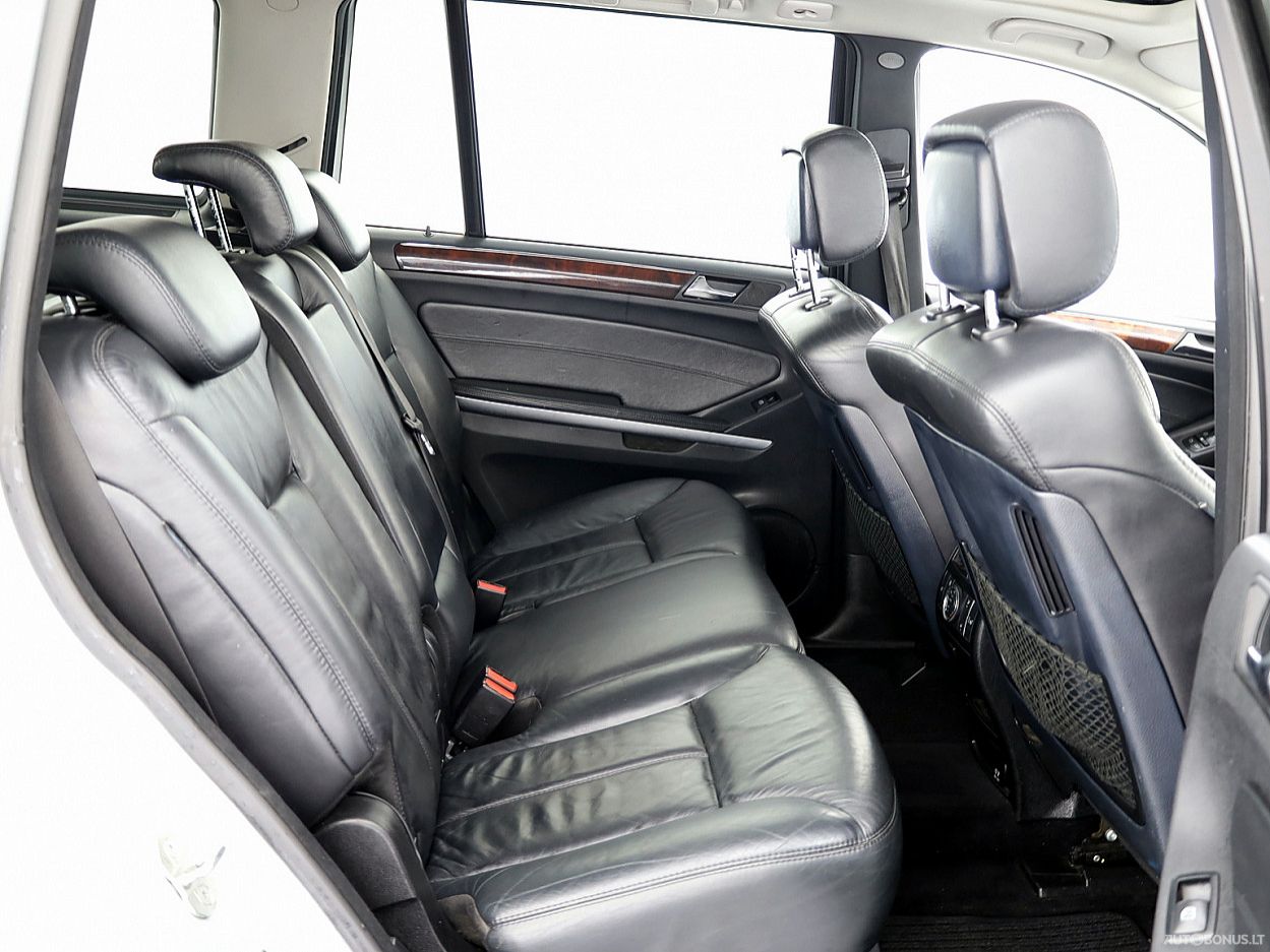 Mercedes-Benz GL420 | 6