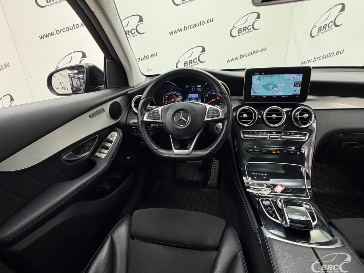 Mercedes-Benz GLC350 | 13