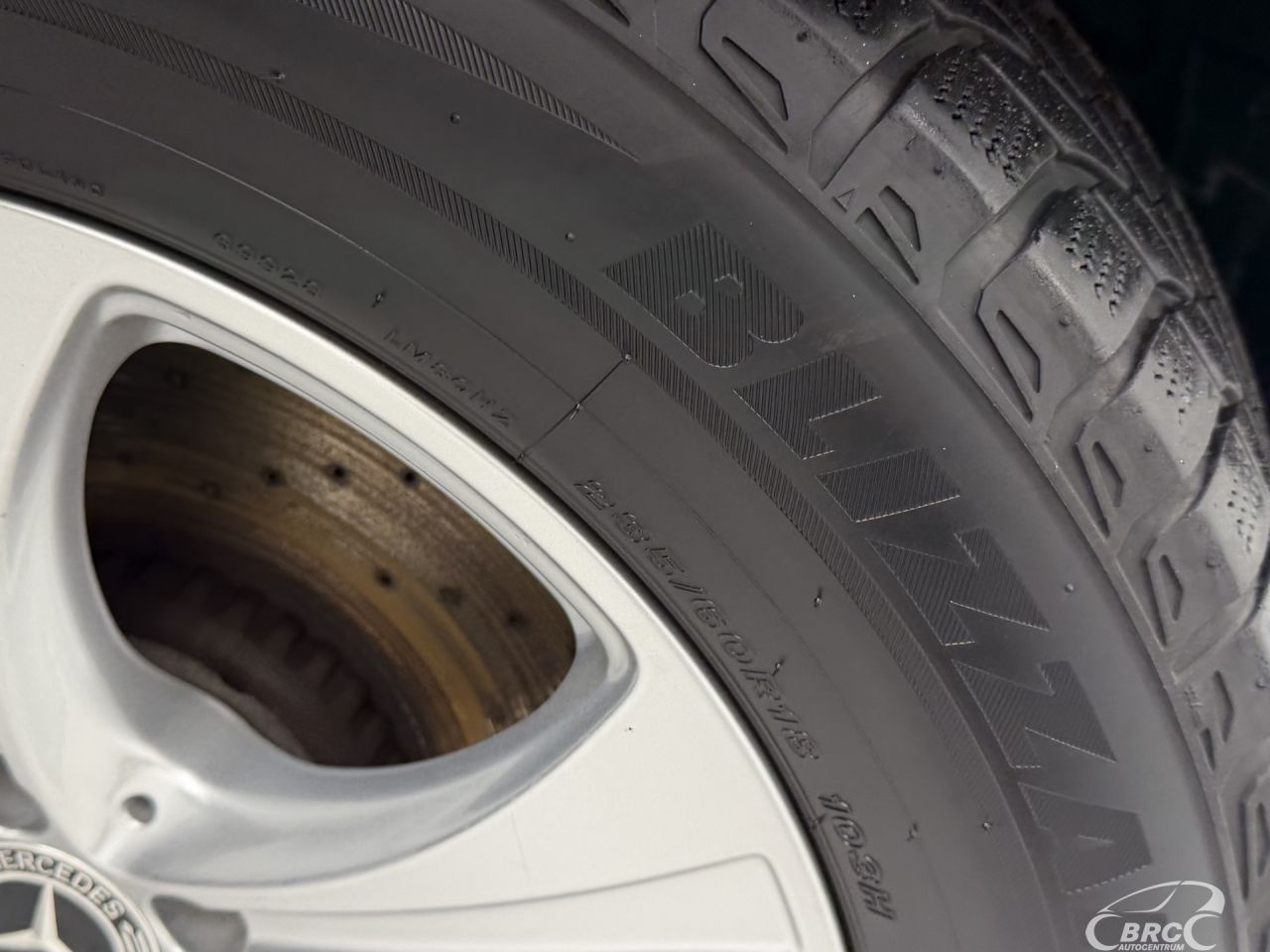 Mercedes-Benz GLC350 | 42