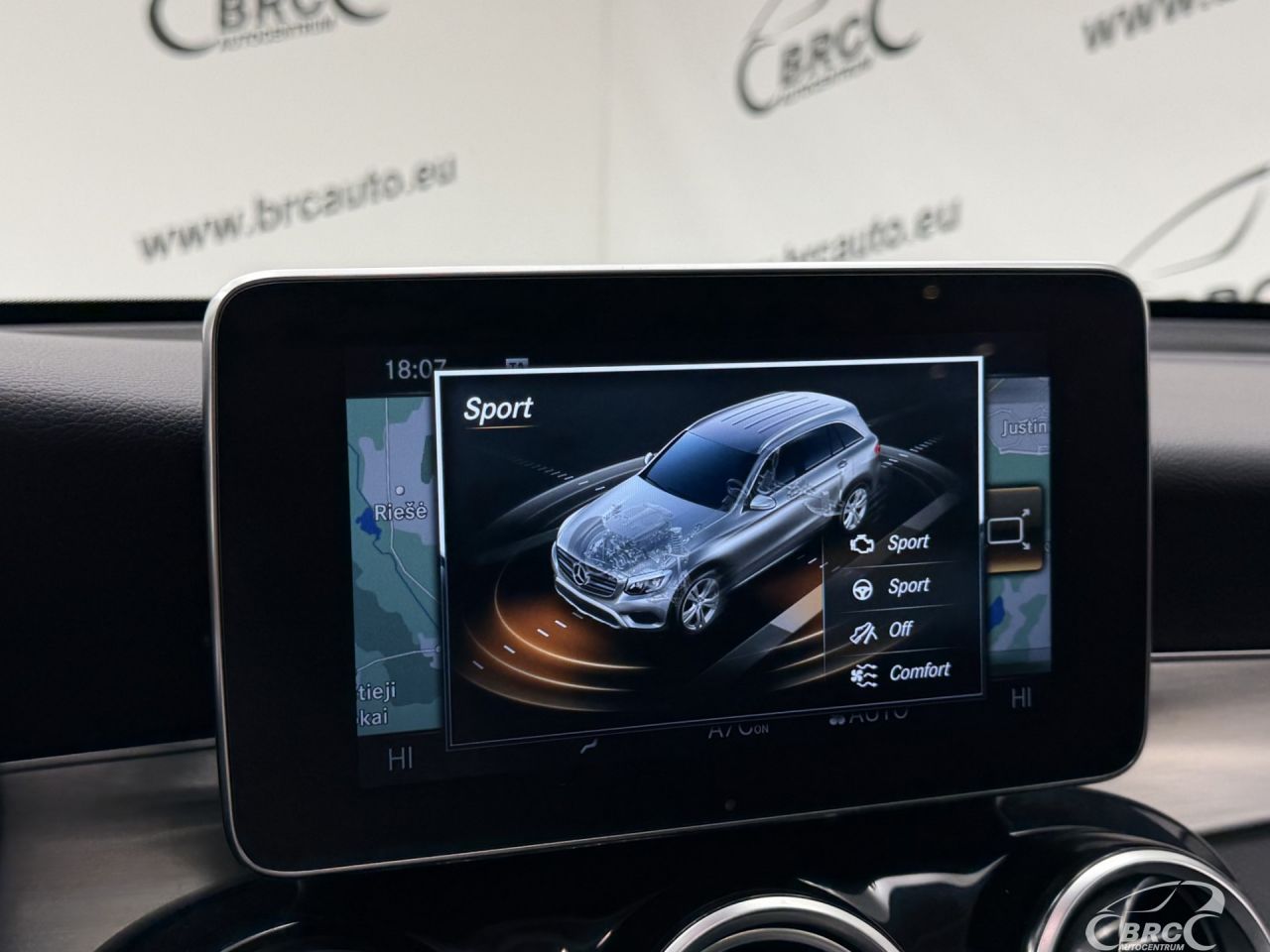 Mercedes-Benz GLC350 | 39