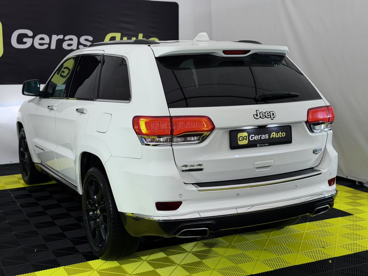 Jeep Grand Cherokee | 5