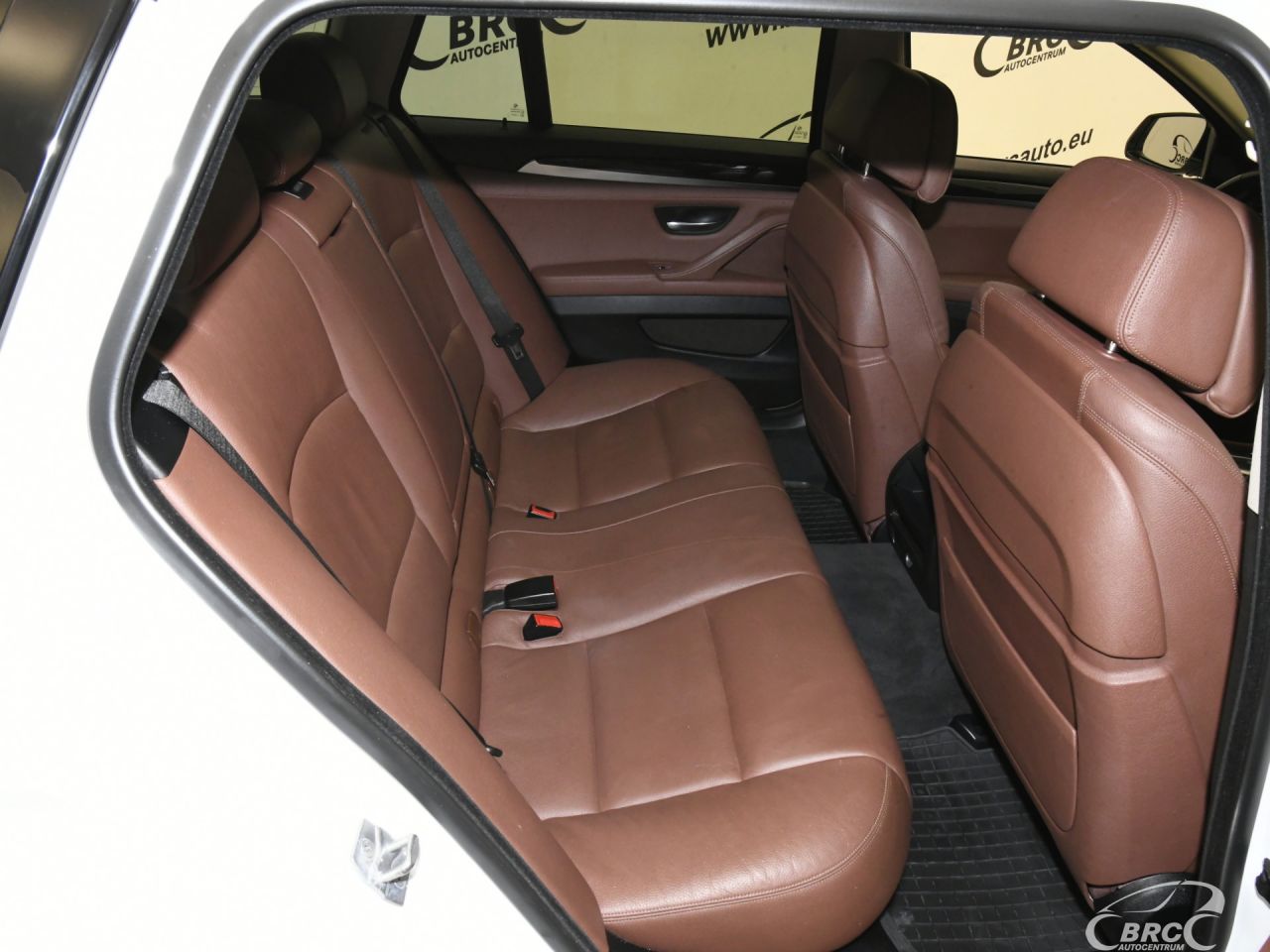BMW 520 | 11