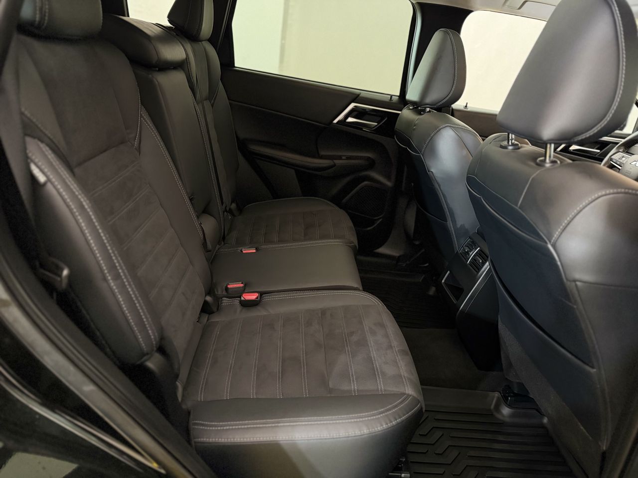 Mitsubishi Outlander | 14