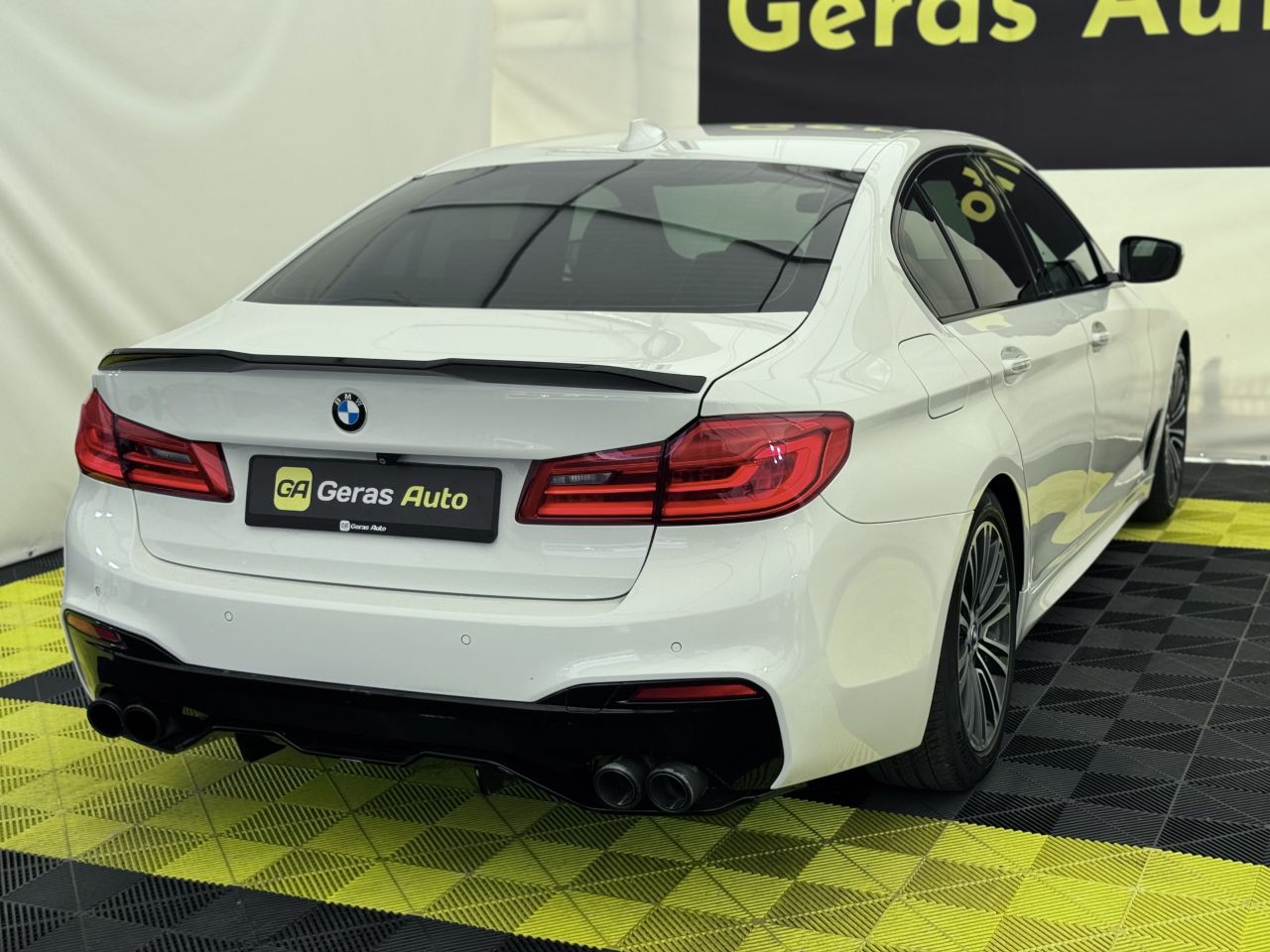 BMW 530 | 3