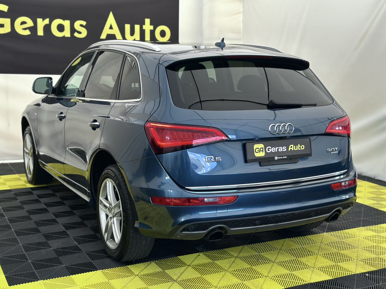 Audi Q5 | 5