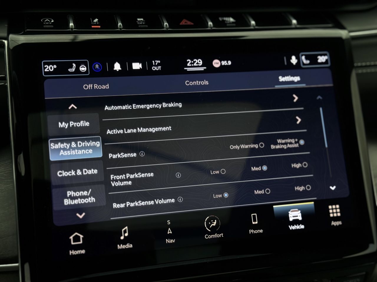 Jeep Grand Cherokee | 28