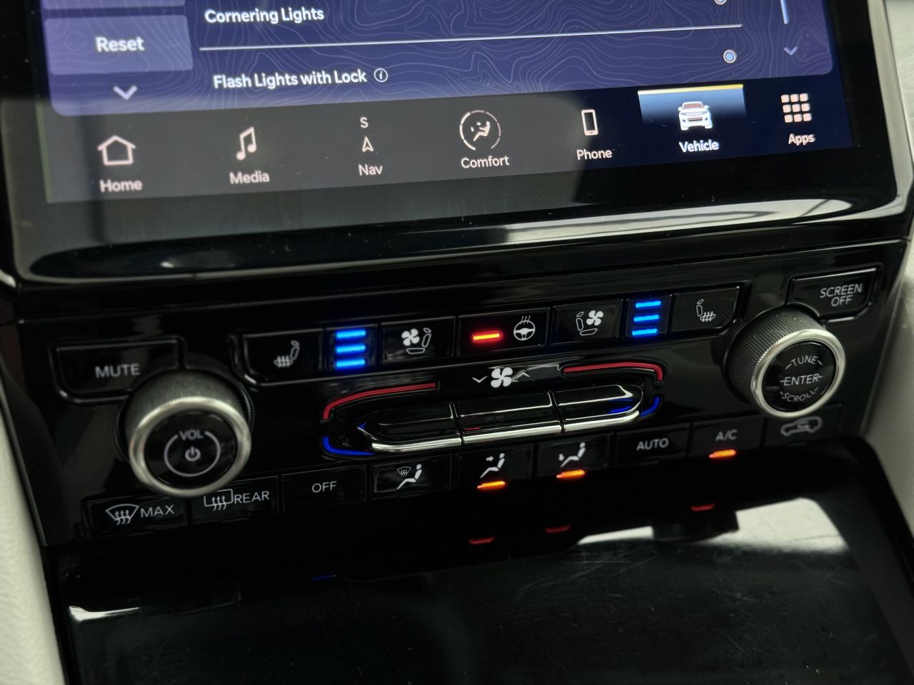 Jeep Grand Cherokee | 26