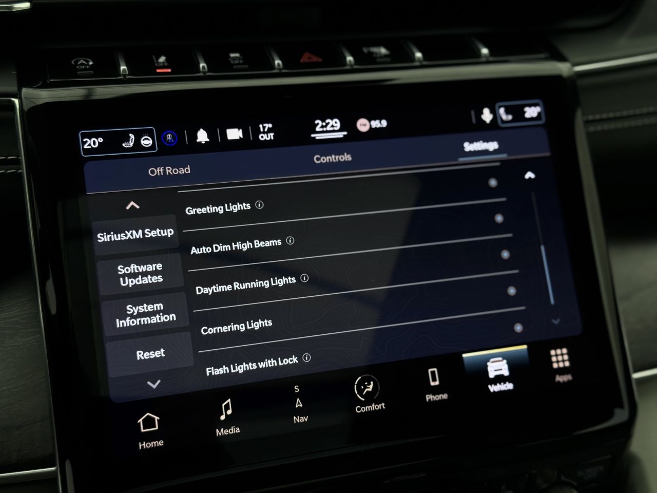 Jeep Grand Cherokee | 27