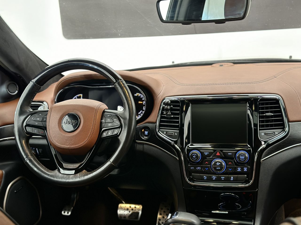 Jeep Grand Cherokee | 12