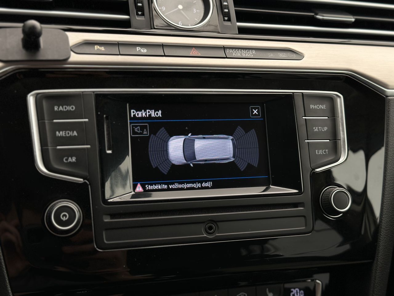 Volkswagen Passat | 19