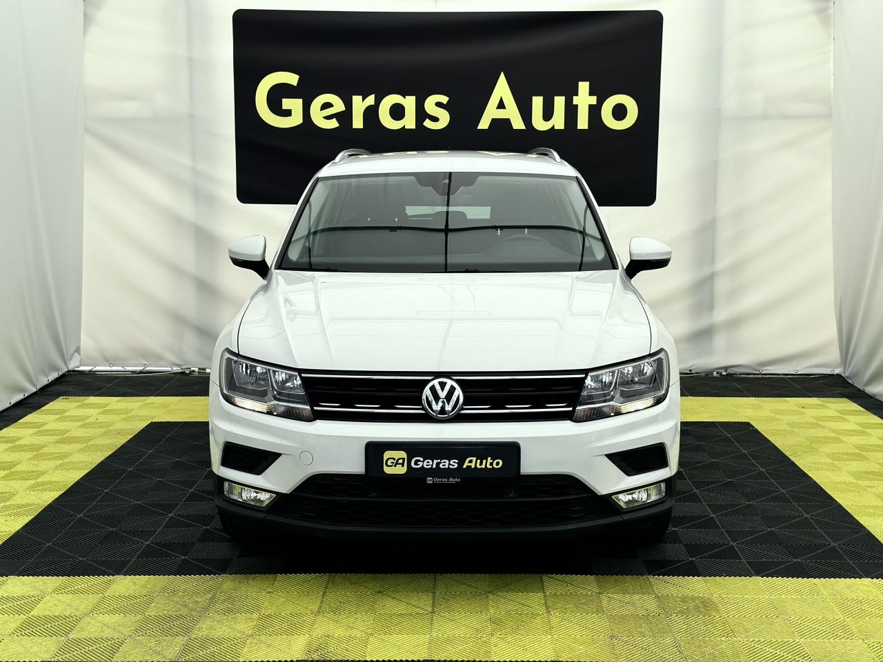 Volkswagen Tiguan | 6