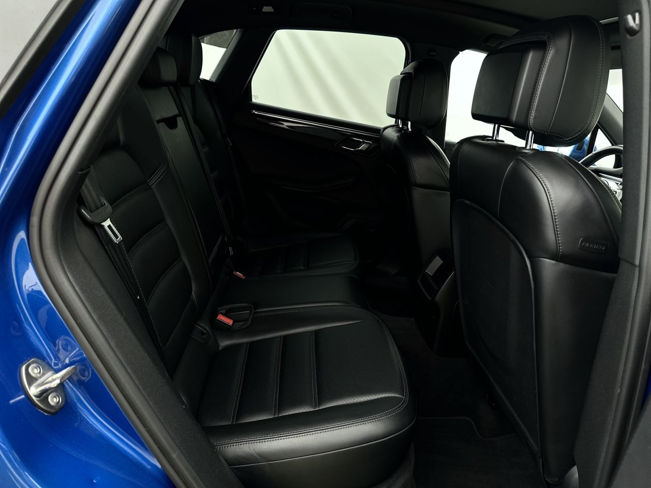 Porsche Macan | 10