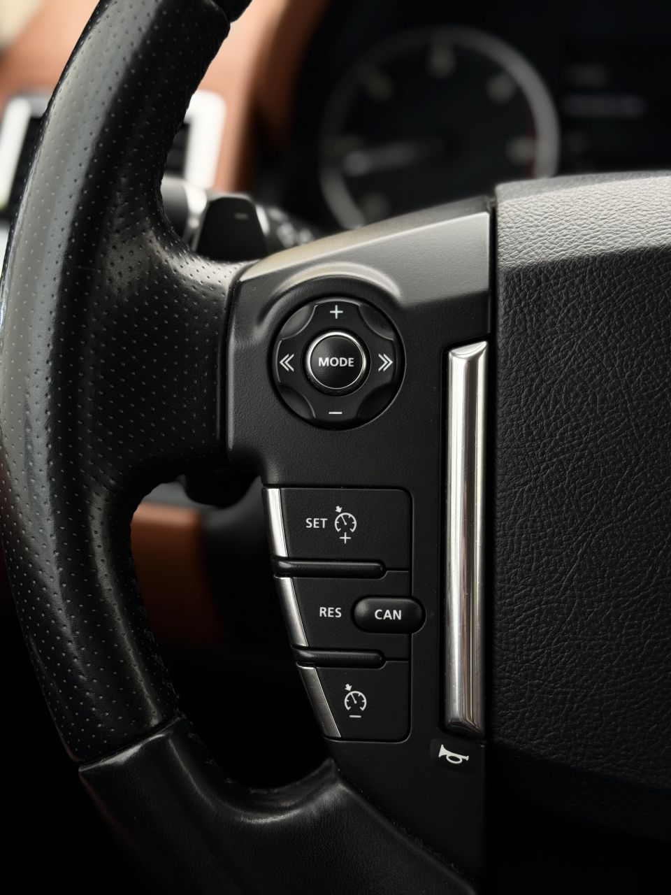 Land Rover Range Rover | 23