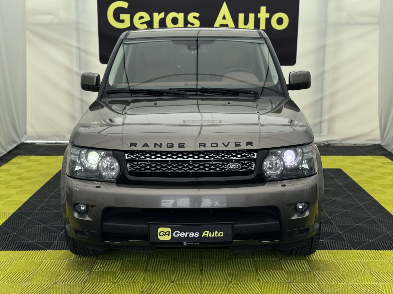 Land Rover Range Rover | 1