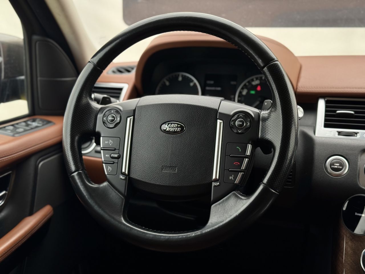 Land Rover Range Rover | 16