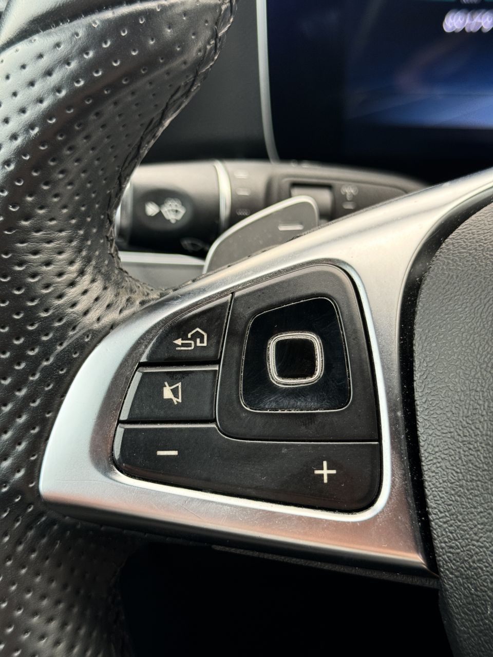 Mercedes-Benz E220 | 18