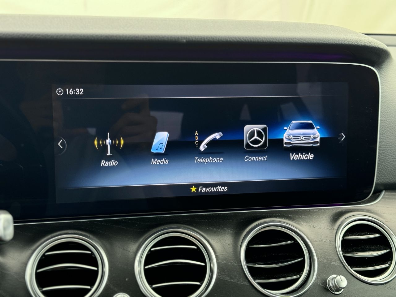 Mercedes-Benz E220 | 21