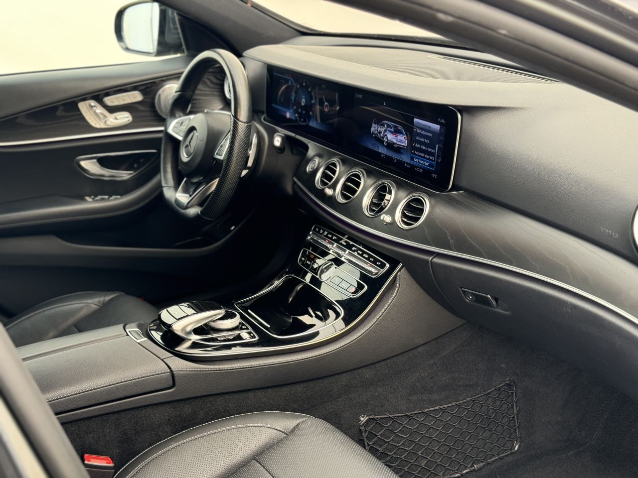 Mercedes-Benz E220 | 12