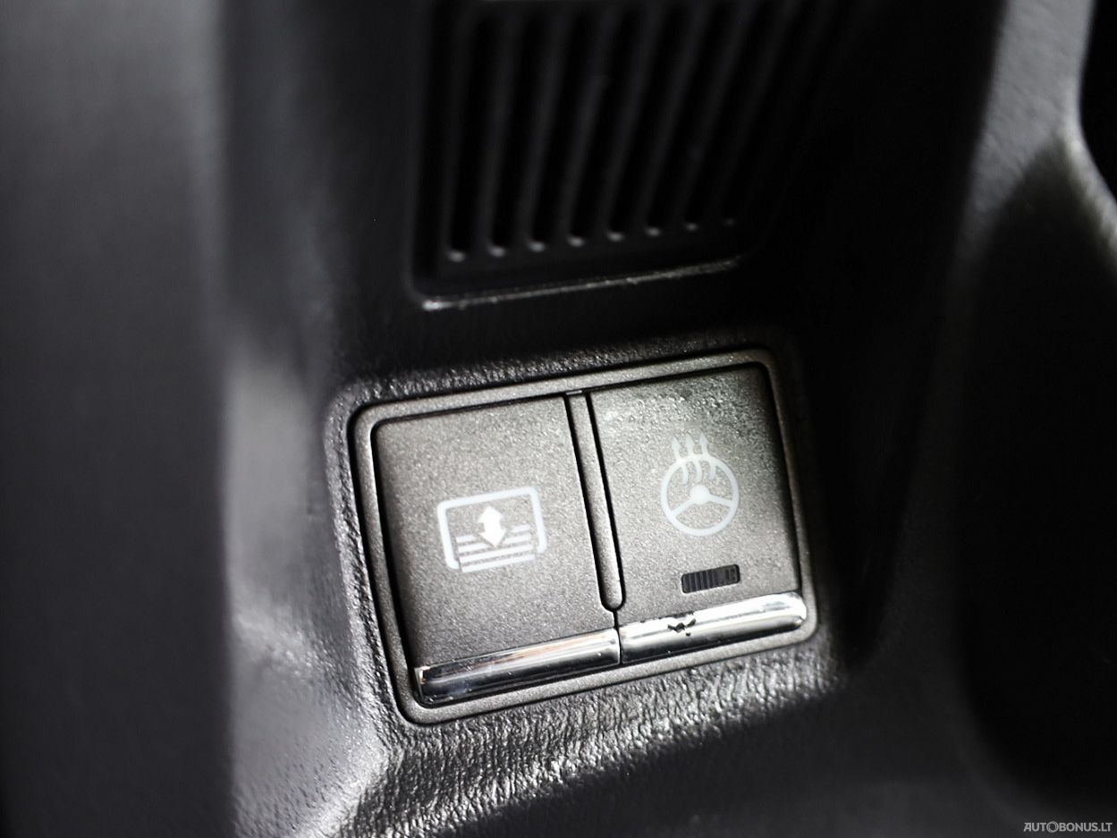 Mercedes-Benz C220 | 10