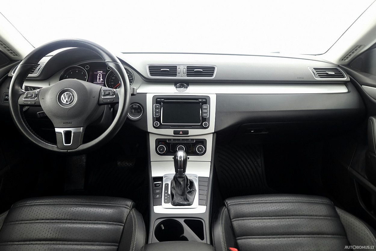 Volkswagen Passat | 4