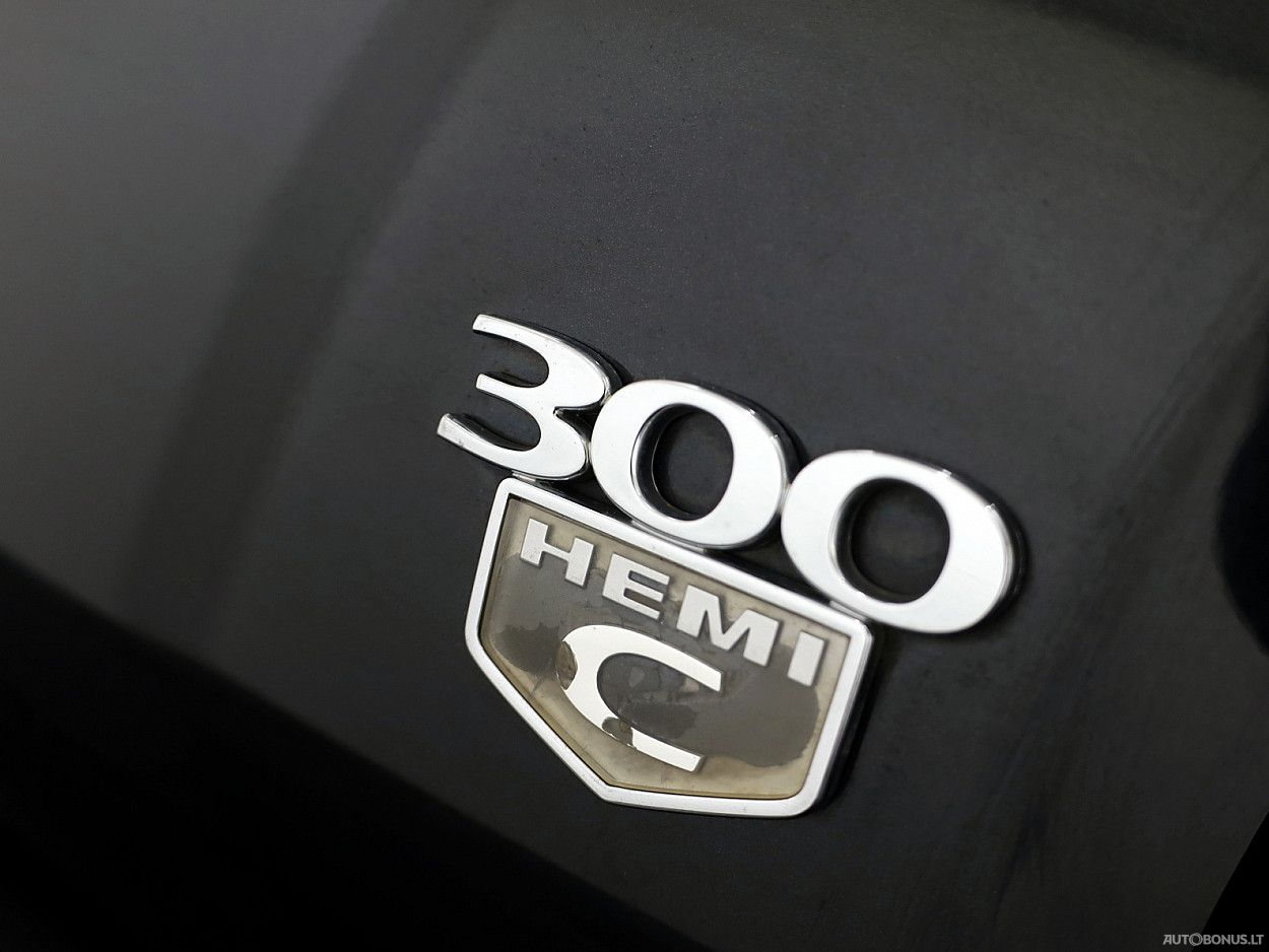 Chrysler 300 | 7