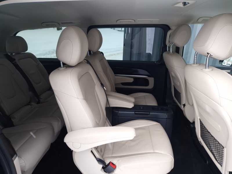 Mercedes-Benz V250 | 6