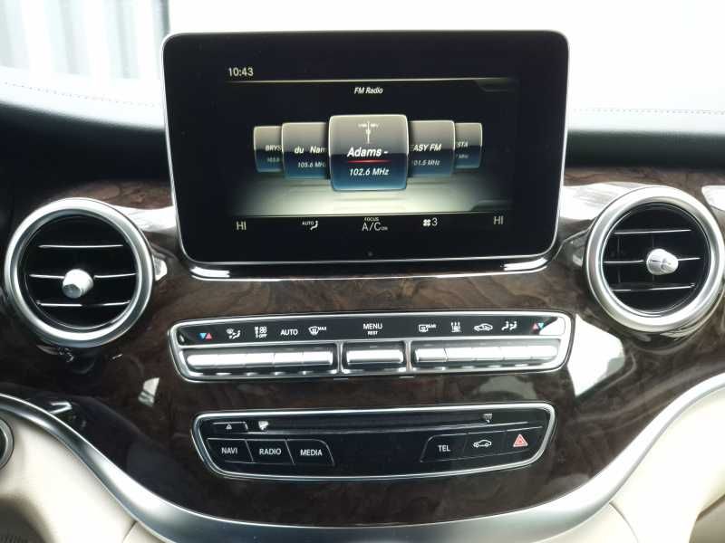 Mercedes-Benz V250 | 14