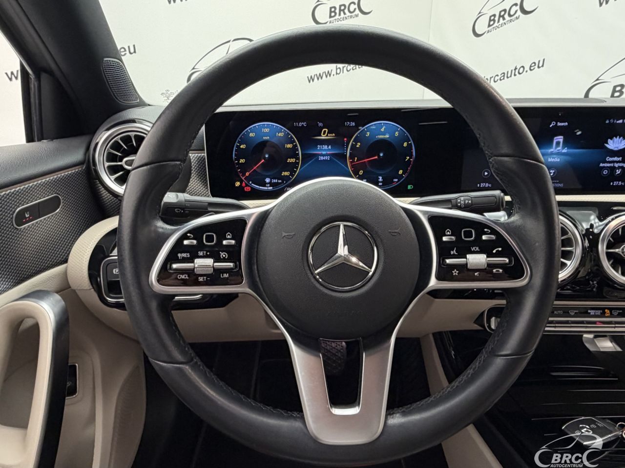 Mercedes-Benz A200 | 28