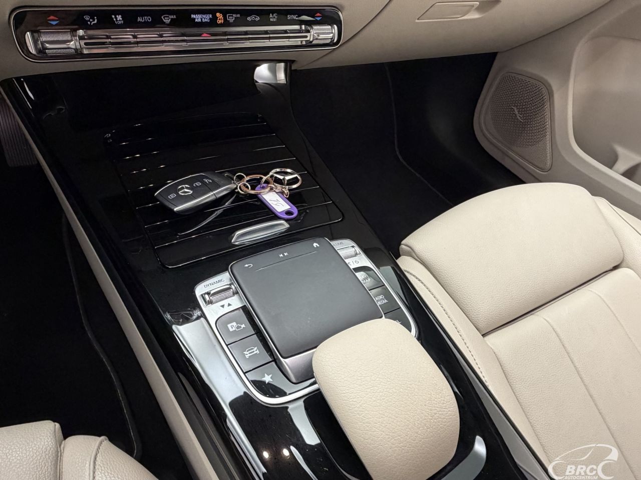 Mercedes-Benz A200 | 25