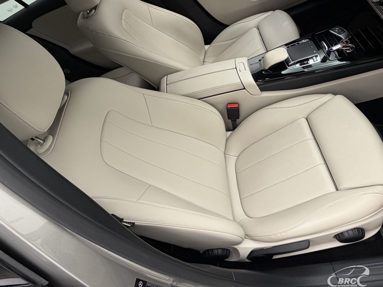 Mercedes-Benz A200 | 4