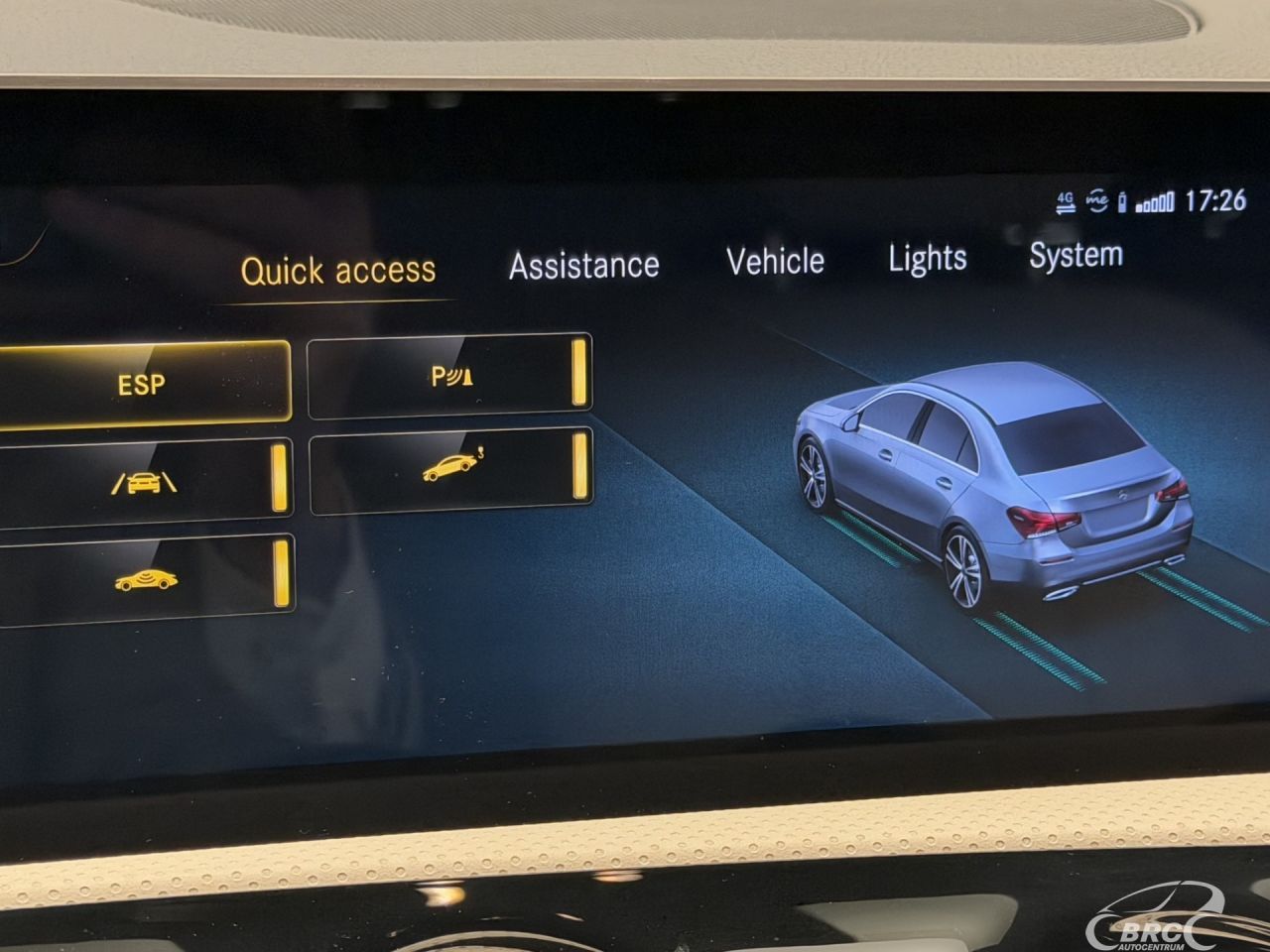 Mercedes-Benz A200 | 35