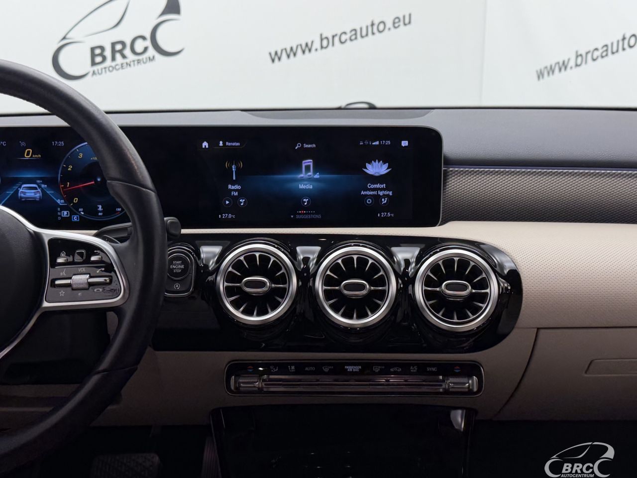 Mercedes-Benz A200 | 15