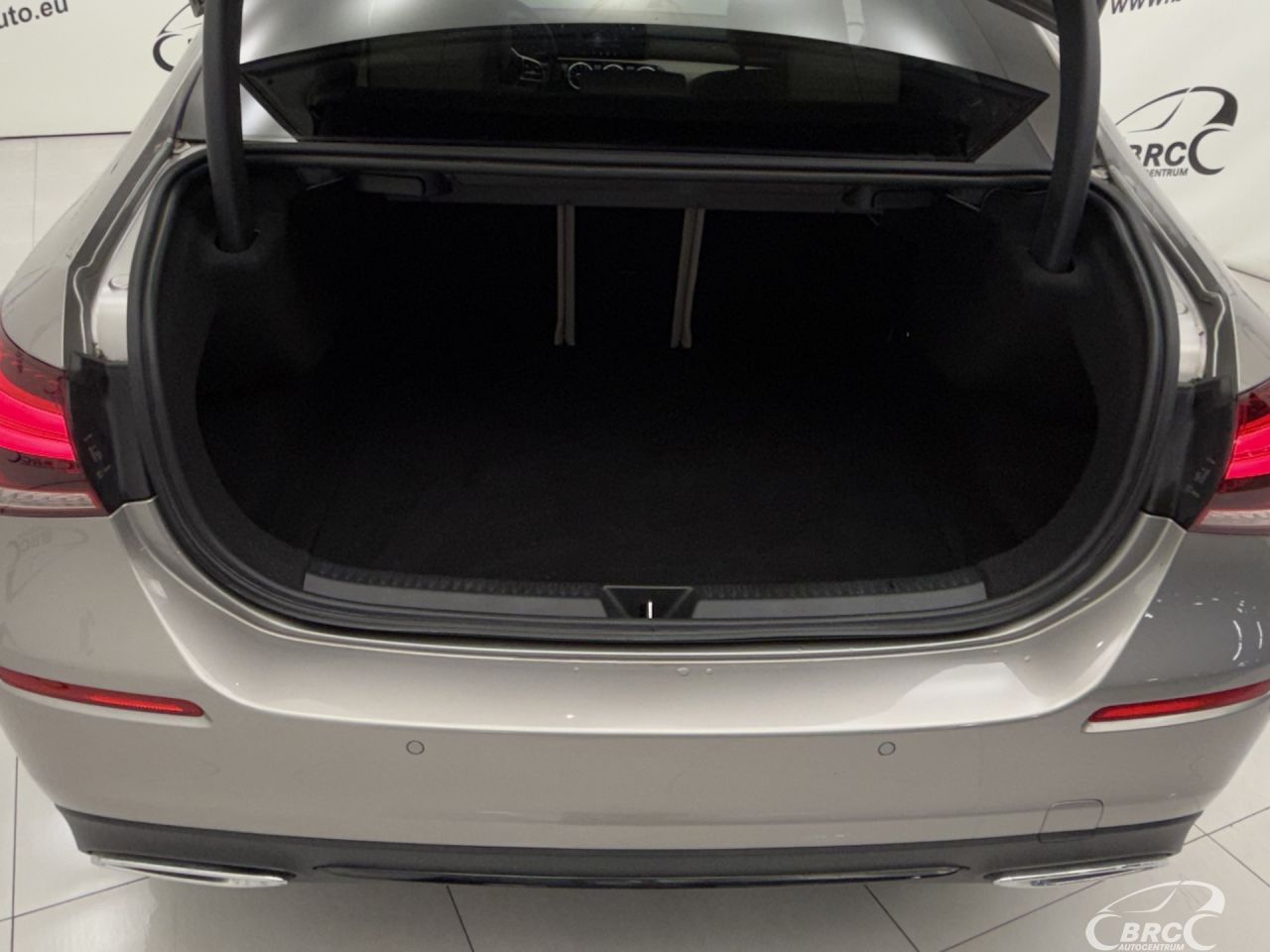 Mercedes-Benz A200 | 40