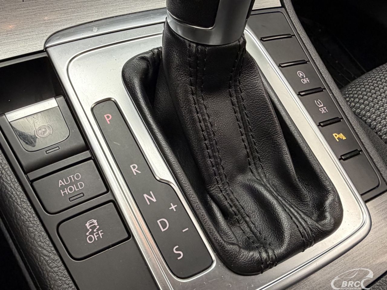 Volkswagen Passat | 32