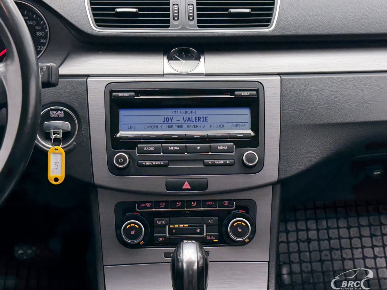 Volkswagen Passat | 12