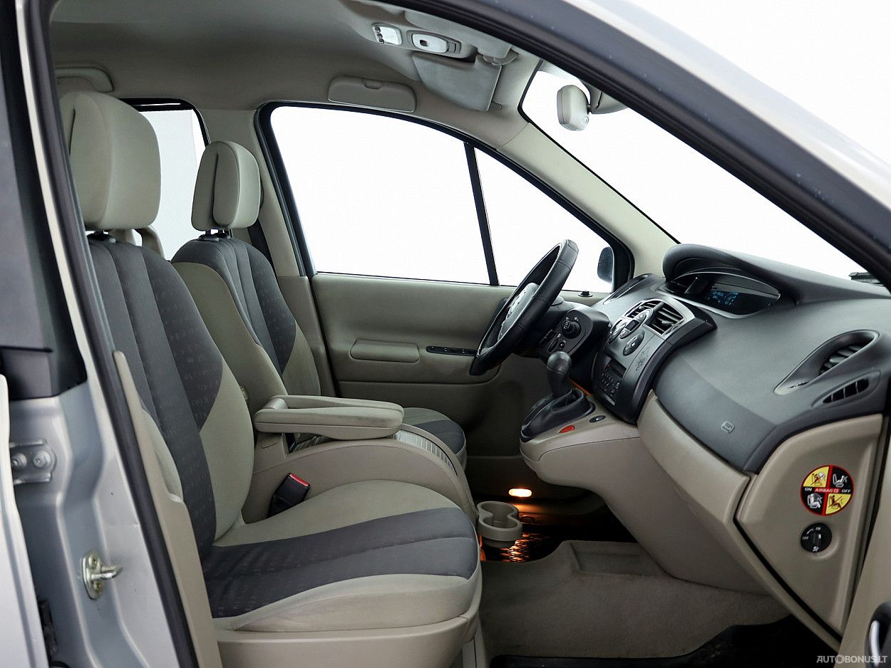 Renault Grand Scenic | 5