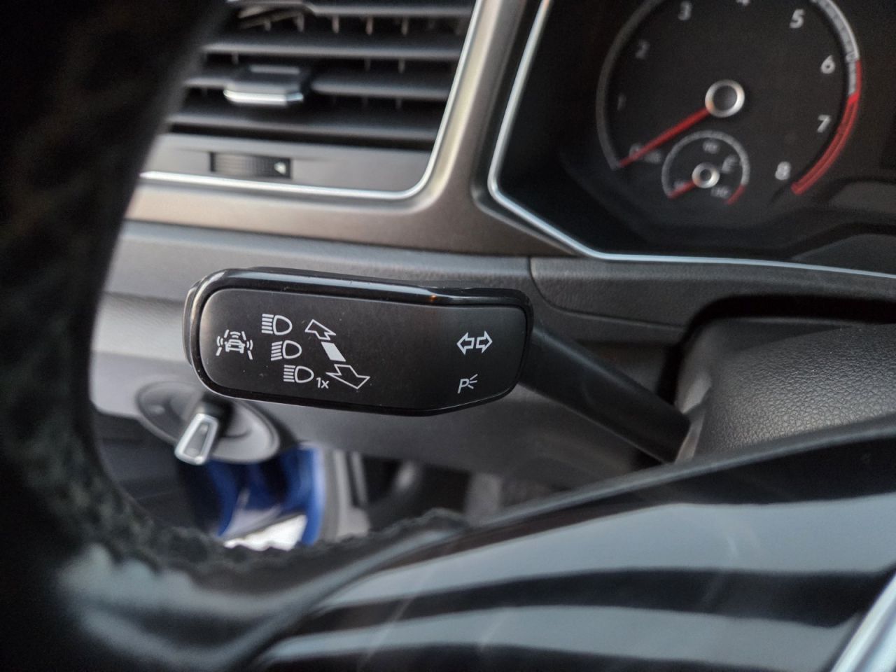 Volkswagen T-Roc | 2