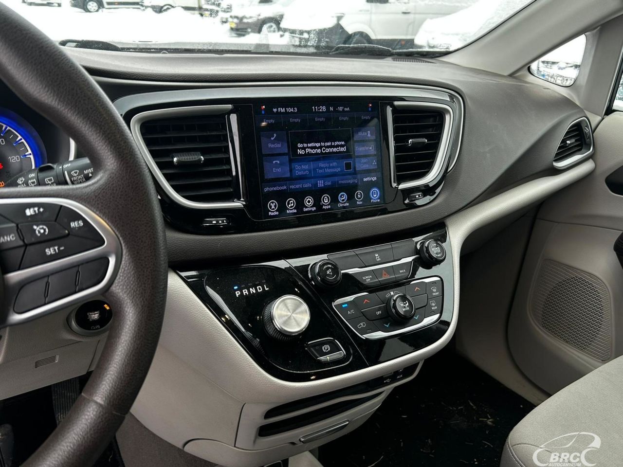 Chrysler Pacifica | 18