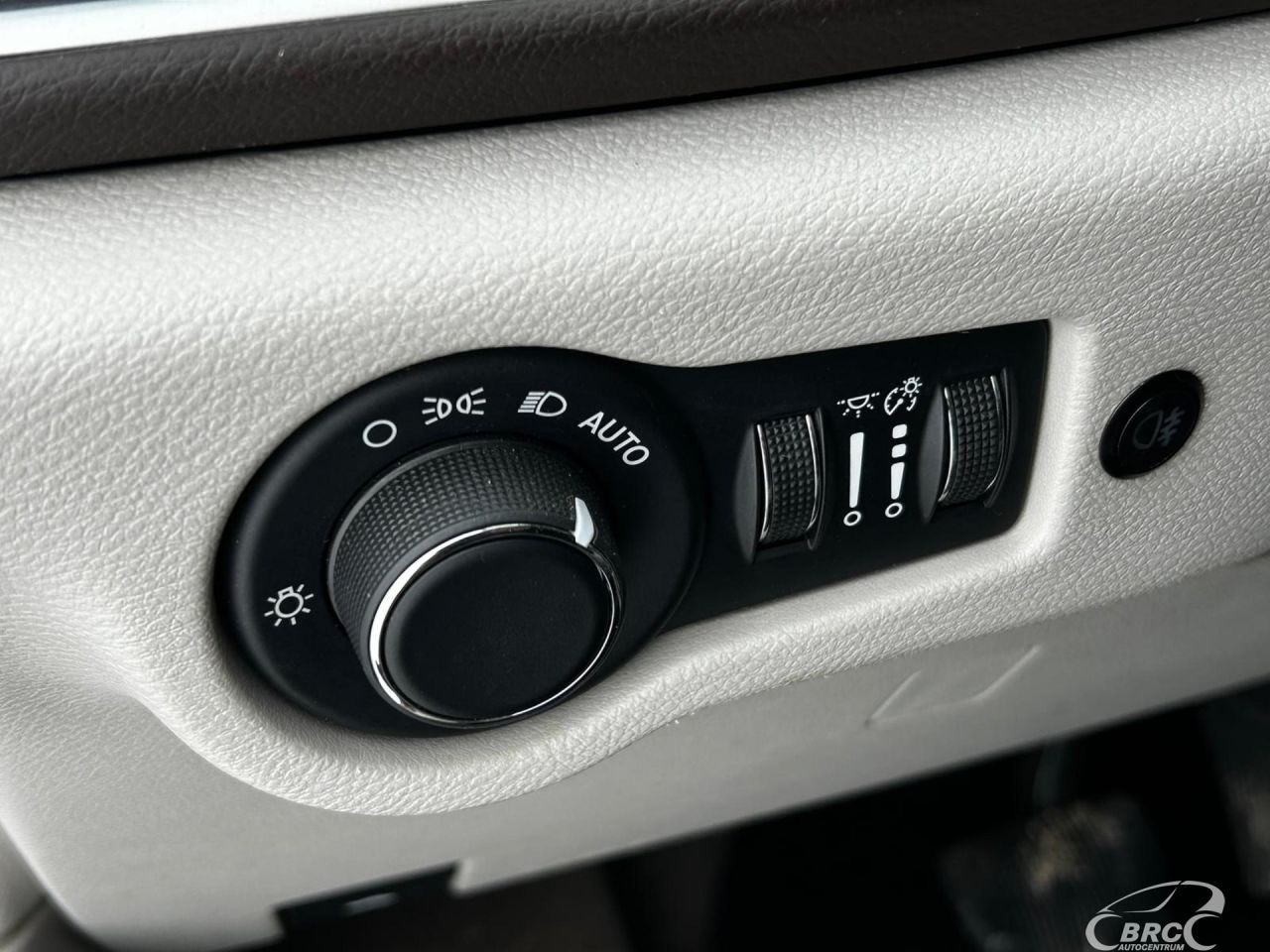 Chrysler Pacifica | 22