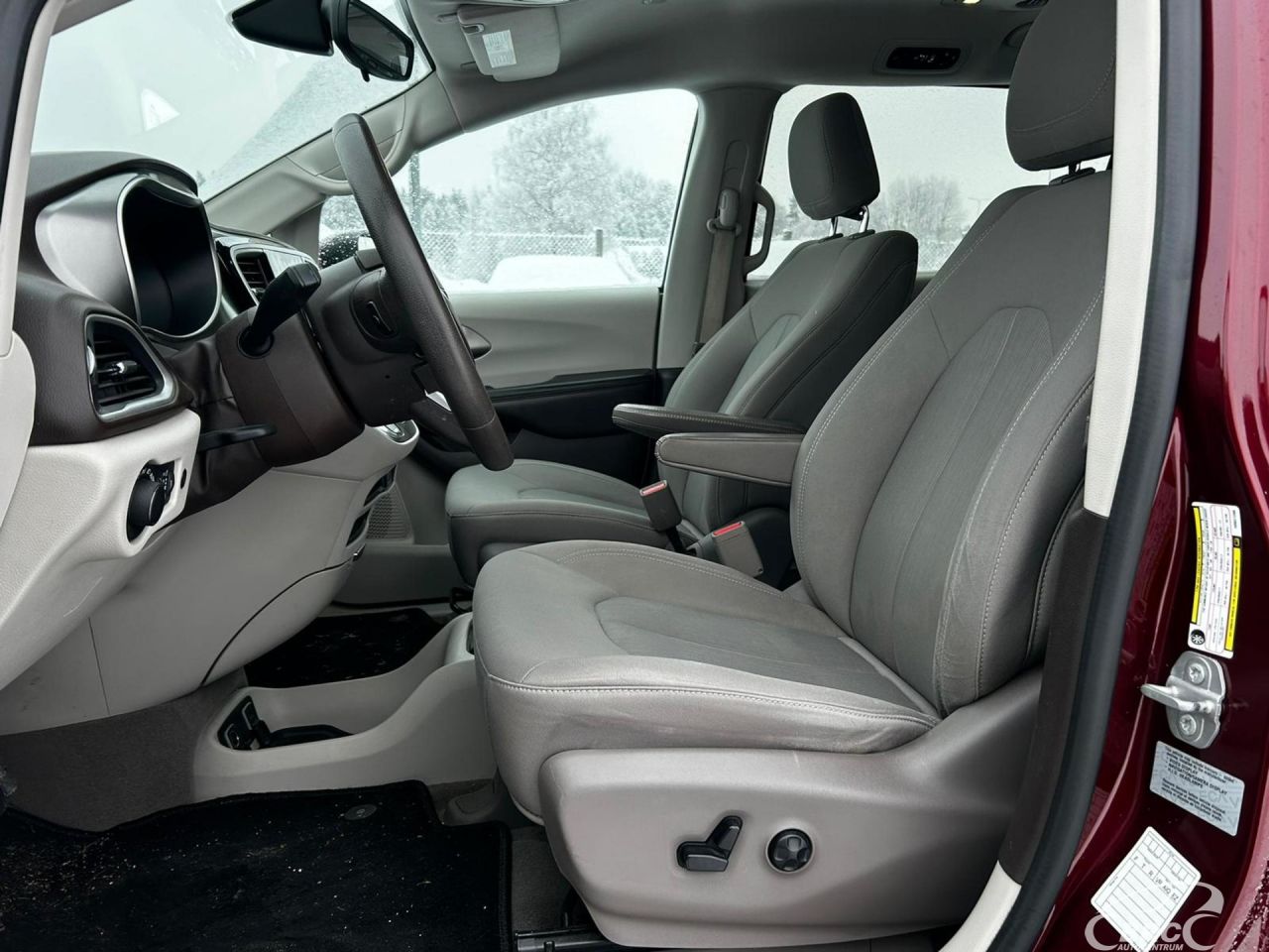 Chrysler Pacifica | 7