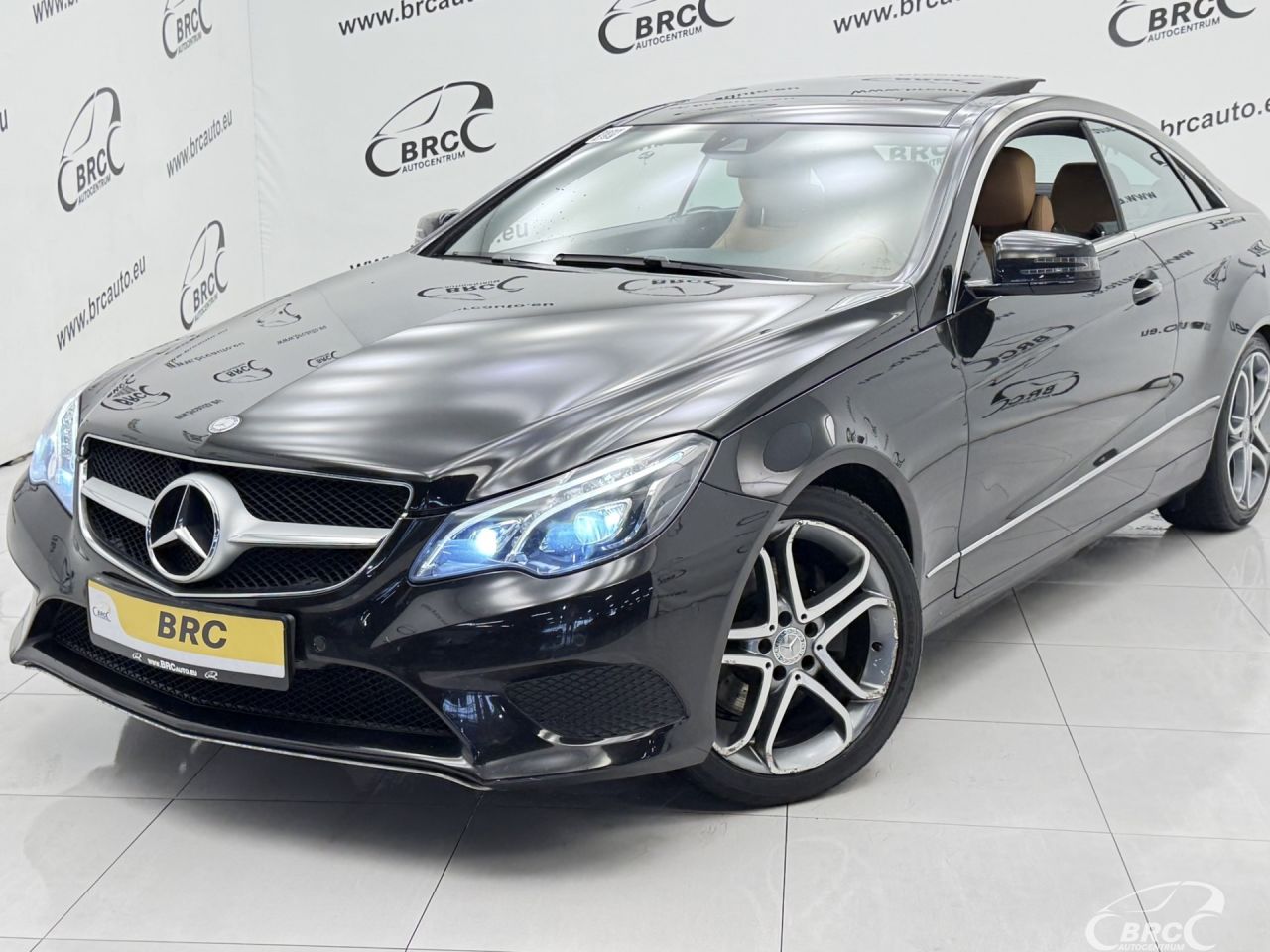 Mercedes-Benz E220 | 37