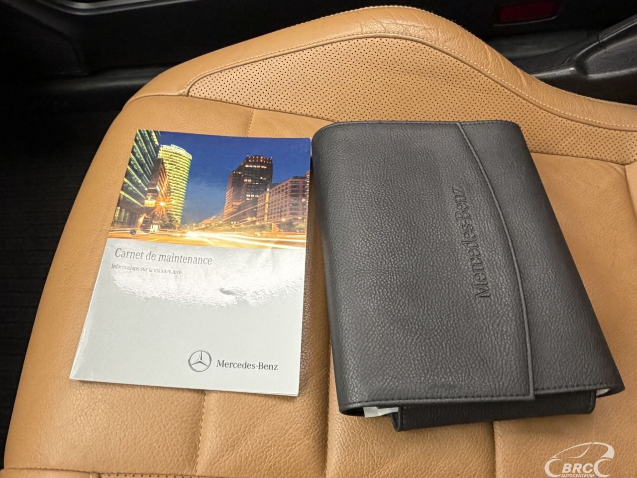 Mercedes-Benz E220 | 32