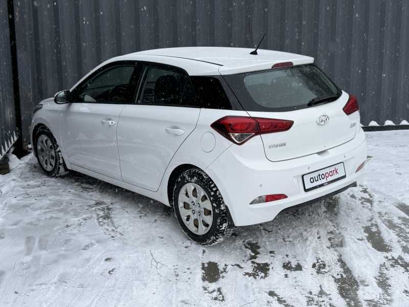 Hyundai i20 | 3